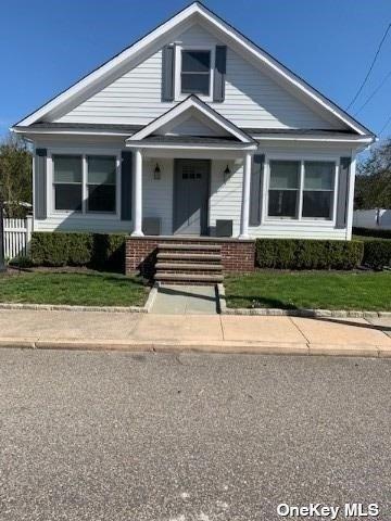 19 W 2nd St, Patchogue, NY 11772 photo 1