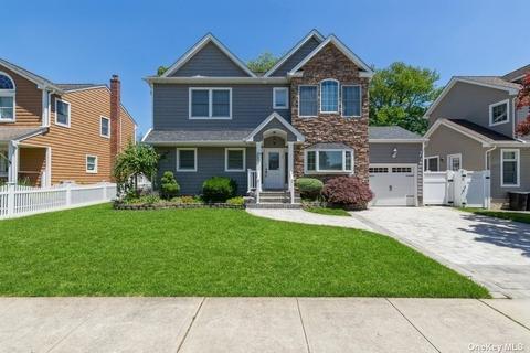 106 Knickerbocker Rd, Plainview, NY 11803 photo 1