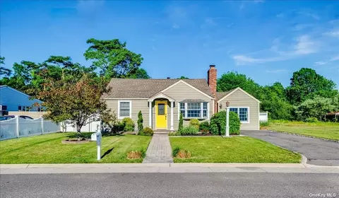 395 River Ave, Patchogue, NY 11772 photo 1