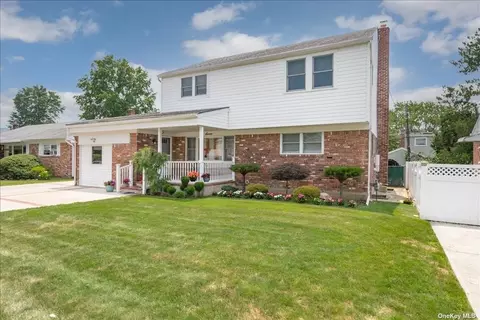 7 Westbury Ave, Plainview, NY 11803 photo 1