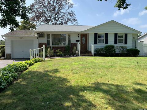46 Havemeyer Ln, Commack, NY 11725 photo 1