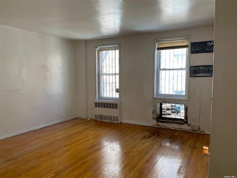 140-35 Beech Ave #4J, Flushing, NY 11355 photo 1