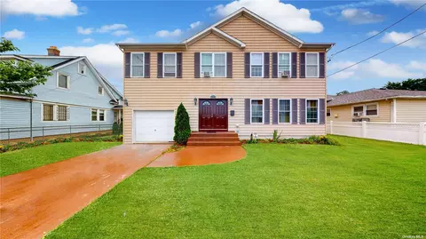 33 E Graham Ave, Hempstead, NY 11550 photo 1