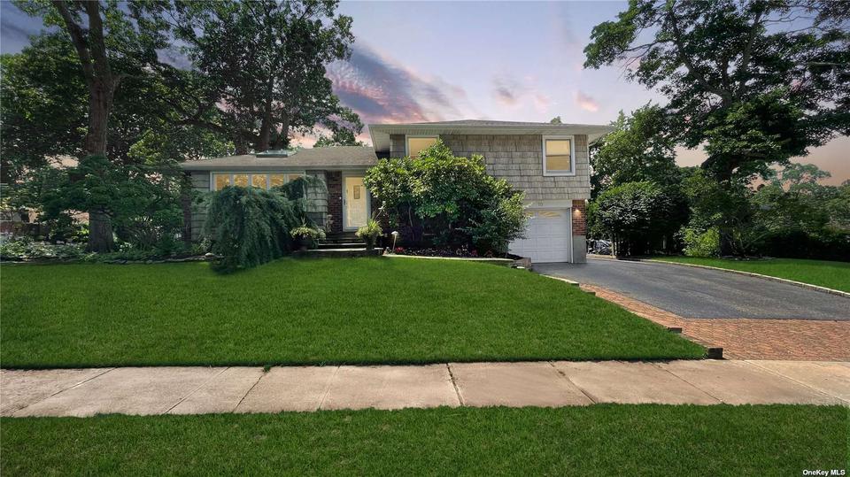 10 Wood Dr, Oyster Bay, NY 11771 1 photo MLS 3330109 Movoto