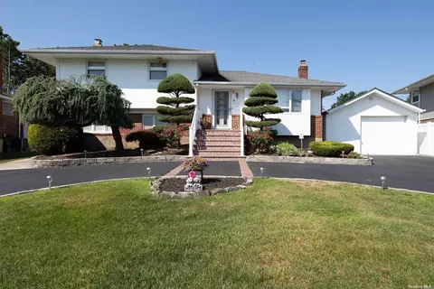 7 Spector Ln, Plainview, NY 11803 photo 1