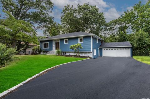 38 Gannet Dr, Commack, NY 11725 photo 1
