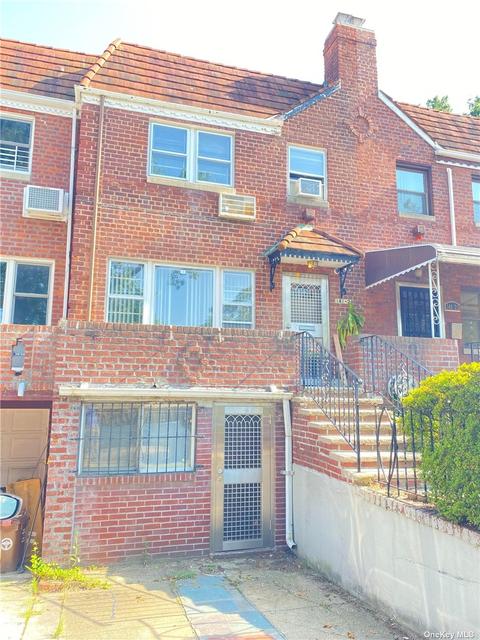 141-24 68th Dr, Flushing, NY 11367 photo 1