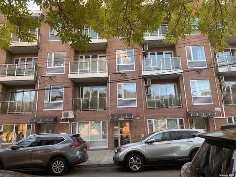 3224 137th St, Flushing, NY 11354 photo 1