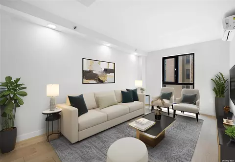 37-32 89th St #2D, Jackson Heights, NY 11372