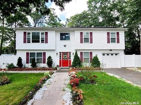 146 Franklin Ave, Mastic, NY 11950 photo 1