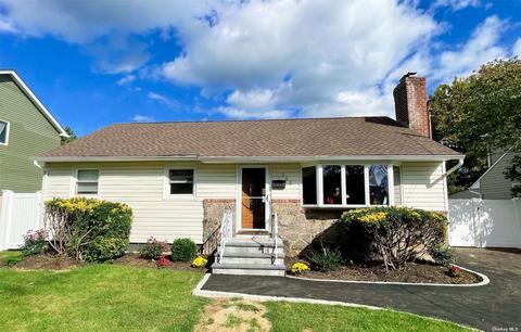 262 9th St, Bethpage, NY 11714 photo 1