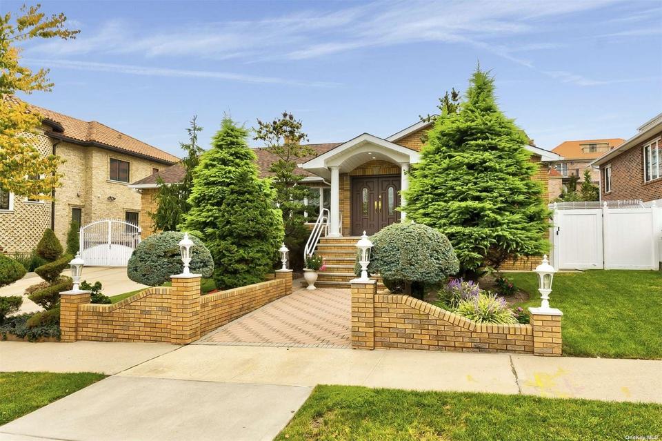 14437 South Dr, Malba, NY 11357 36 Photos MLS 3346850 Movoto