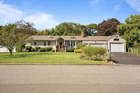 37 Hallock Rd, Patchogue, NY 11772 photo 1
