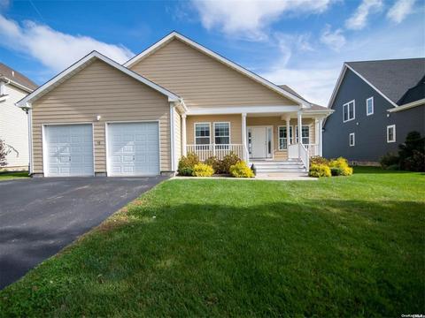 12 Tyler Dr, Riverhead, NY 11901 photo 1