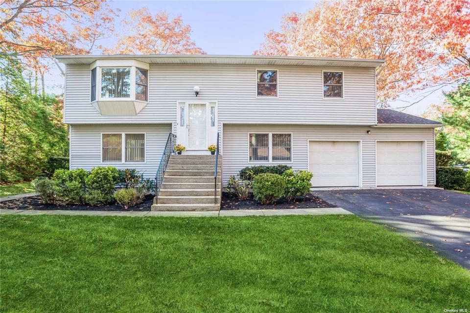 38 Jonas Blvd, Centereach, NY 11720 25 Photos MLS 3360715 Movoto