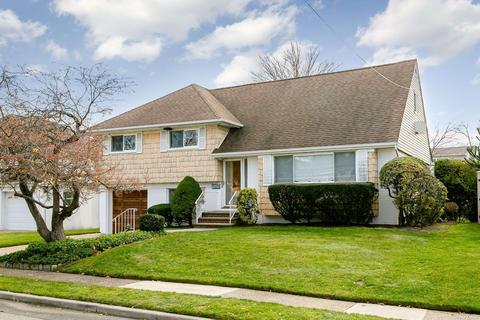 91 Murray Dr, Oceanside, NY 11572 photo 1