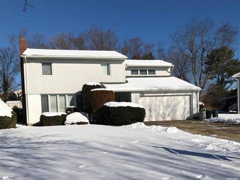 69 Roundtree Dr, Plainview, NY 11803 photo 1