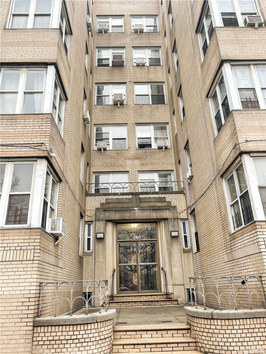 2160 Bronx Park E 4H, Bronx, NY 10462 1 photo MLS 3367259 Movoto