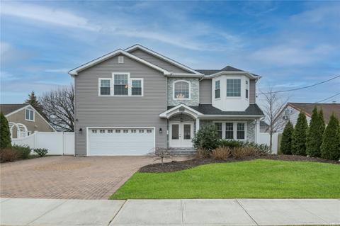 29 Sunrise St, Plainview, NY 11803 photo 1