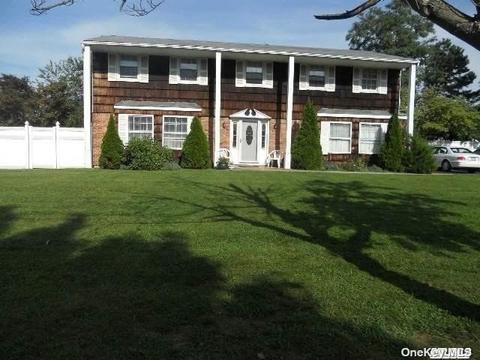 21 Ridge Rd, Coram, NY 11727 photo 1