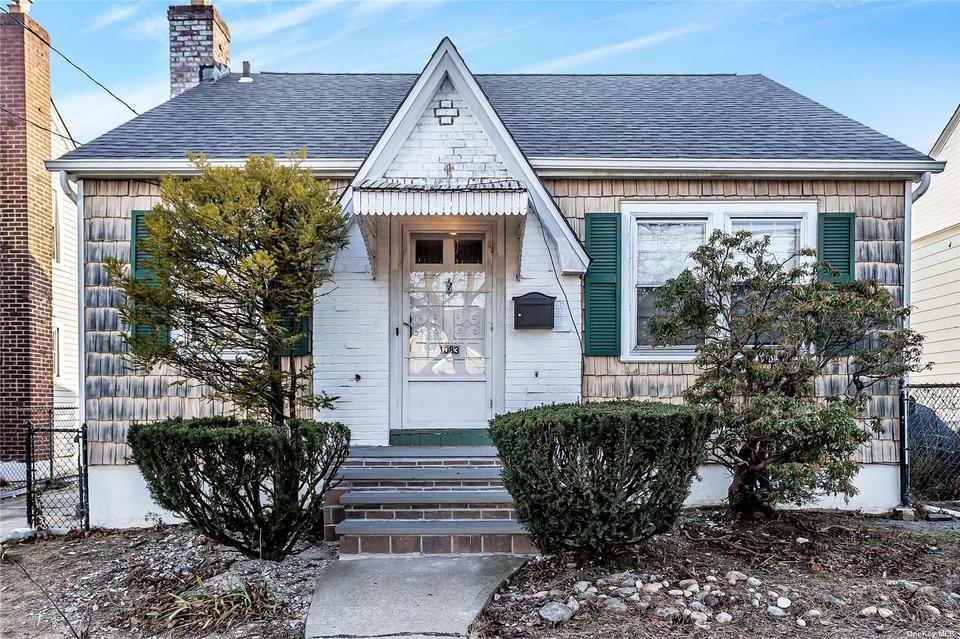 1083 Esther St, Franklin Square, NY 11010 21 Photos MLS 3367713