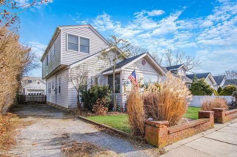 57 Highland Ave, Patchogue, NY 11772 photo 1