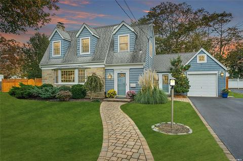291 Maple Ave, Patchogue, NY 11772 photo 1
