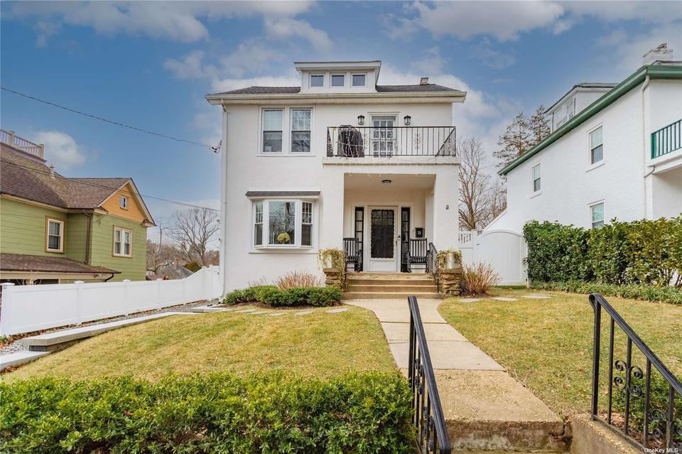 21 Ivy St, Oyster Bay, NY 11771 32 Photos MLS 3373441 Movoto
