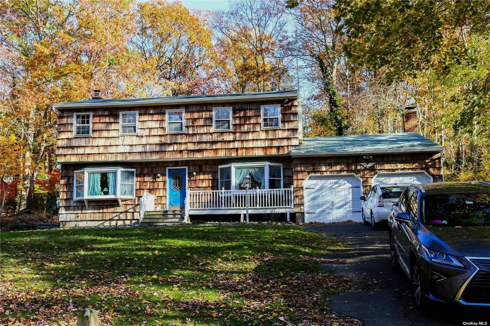 145 Woodhull Landing Rd, Miller Place, NY 11764 34 Photos MLS