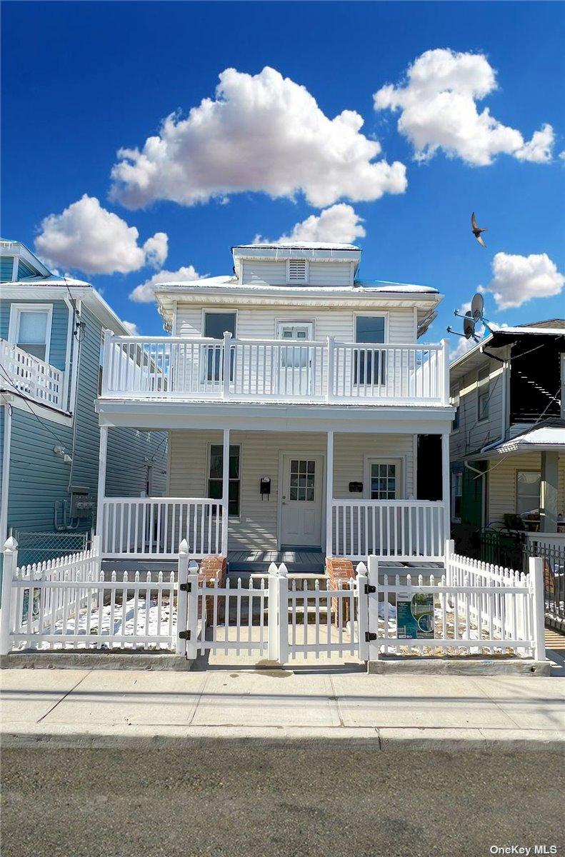 147 Beach 27 St, Far Rockaway, NY 11691 1 photo MLS 3376919 Movoto