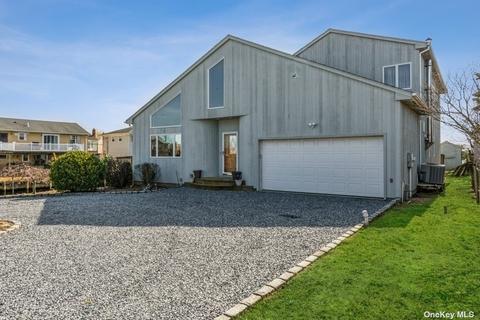 3405 Harbor Point Rd, Baldwin, NY 11510 photo 1