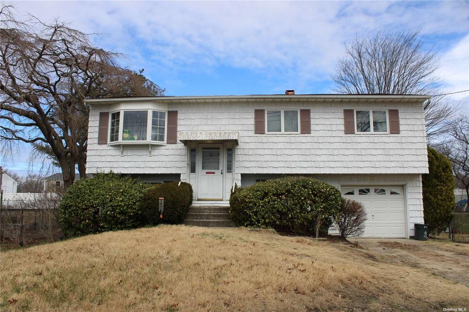 391 Hawkins Rd, Centereach, NY 11720 12 Photos MLS 3384772 Movoto