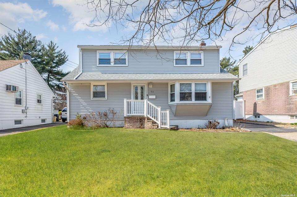 53 Kuhl Ave, Hicksville, NY 11801 30 Photos MLS 3385464 Movoto