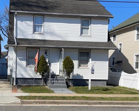 93 Ormond St, Hempstead, NY 11550 photo 1