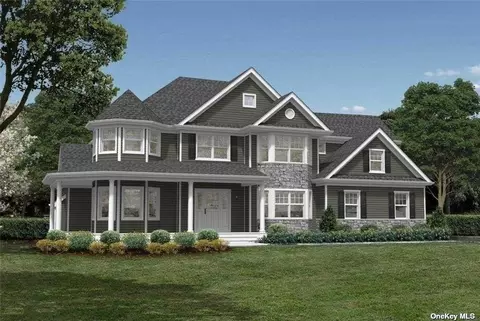 10 Orient Ave, Northport, NY 11768