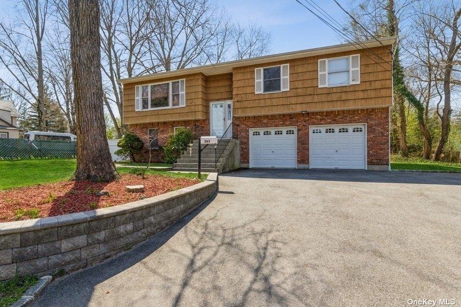 263 Depot Rd, Huntington Station, NY 11746 1 photo MLS 3397434