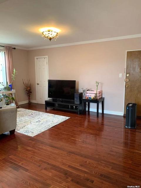 6981 Park Dr #B, Flushing, NY 11367 photo 1
