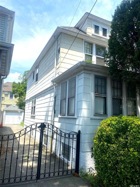 94-05 70th Ave, Flushing, NY 11375 photo 1
