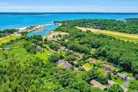 66 Saint Marys Dr, Jamesport, NY 11947