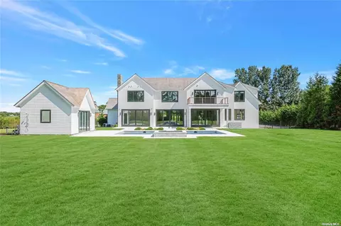 195 Montauk Hwy, Water Mill, NY 11976