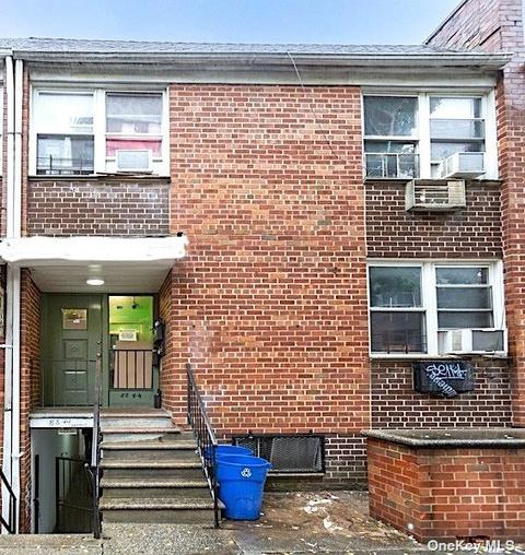 88-44 163rd St, Jamaica, NY 11432