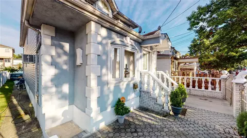 13035 146th St, South Ozone Park, NY 11436
