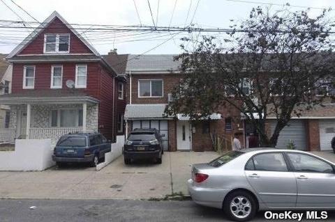 103-41 118th St, Richmond Hill, NY 11418