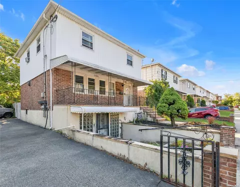 13-03 209th St, Bayside, NY 11360