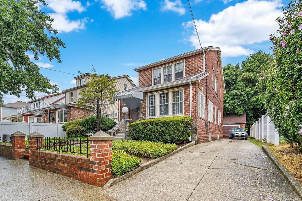 11521 174th St, Jamaica, NY 11434 22 Photos MLS 3429165 Movoto