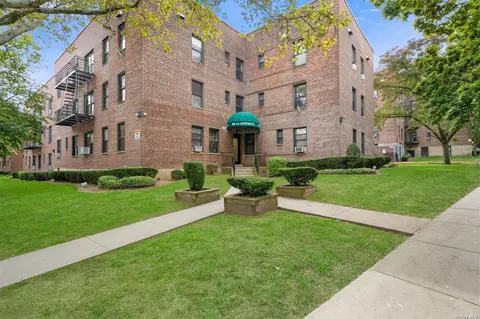 52-02 39th Ave #2B, Woodside, NY 11377