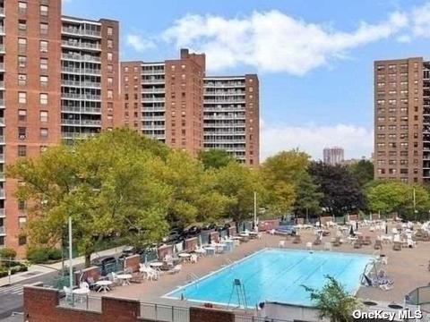 97 40 62nd Dr #4M, Rego Park, NY 11374