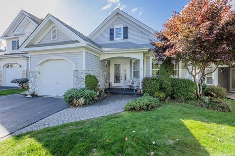 5 Ethan Cir #5, Middle Island, NY 11953