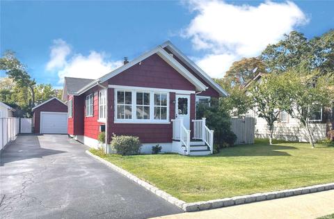 48 Highland Ave, Patchogue, NY 11772 photo 1