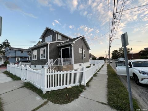 1009 Maxwell St, Franklin Square, NY 11010 photo 1